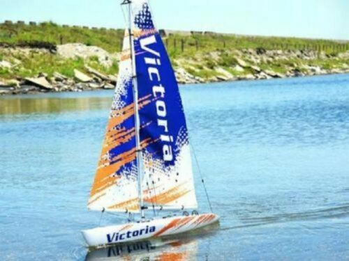 New TT RC Victoria Radio Control Sailing Yacht Kit 5556 v2017 - 第 1/3 張圖片