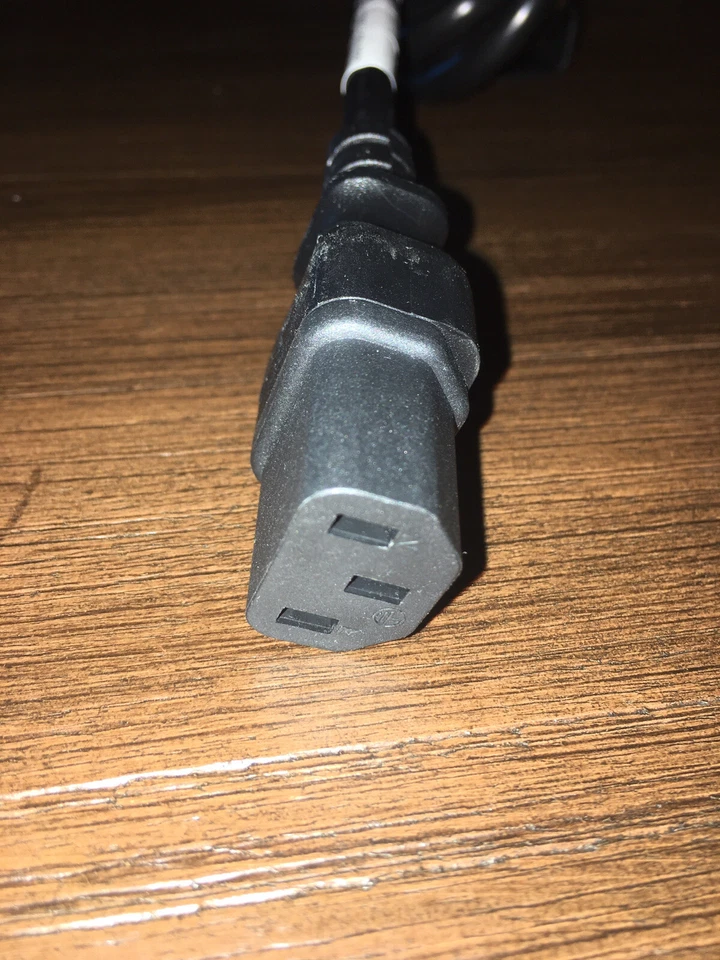 6 Foot LONGWELL SJT 152192 Power Cable 10A 250V Extension Cord SU01001-13003 - Image 3 of 4