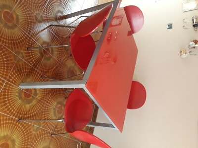 tavolo in vetro rosso sedie 140×80