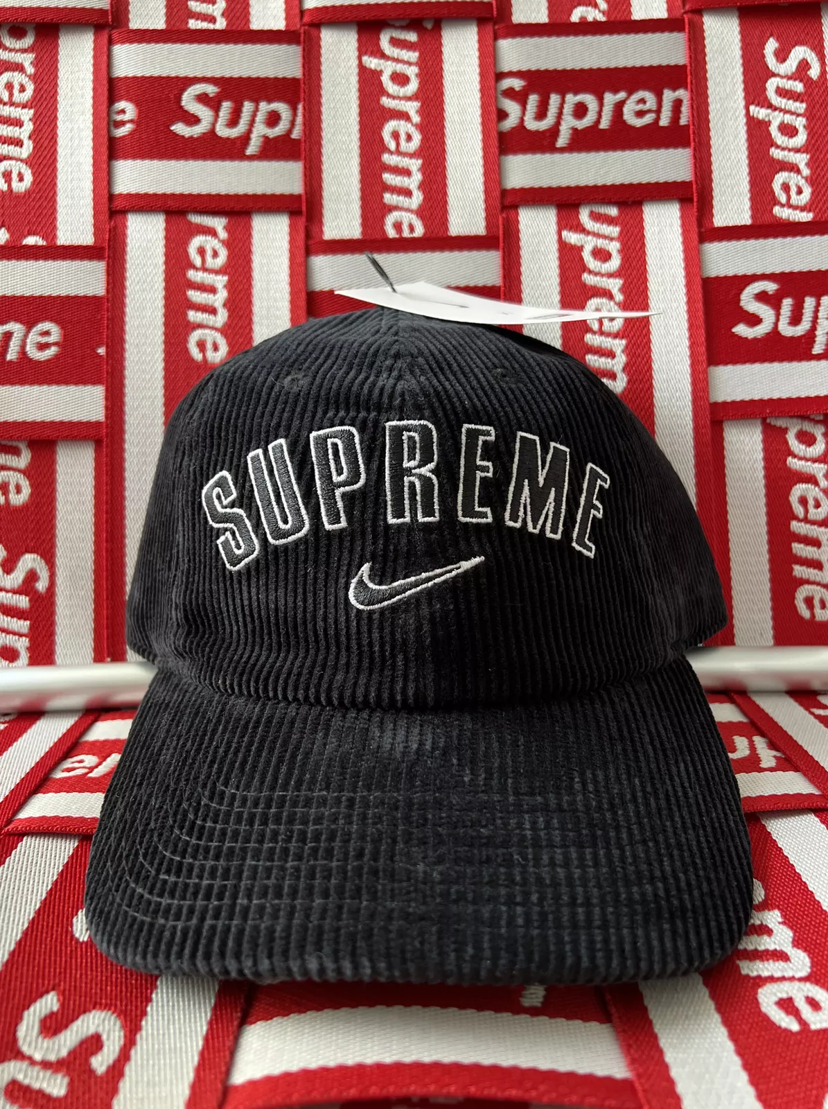 Supreme Nike Arc Corduroy 6 panneaux casquette noire !!SS22 !!BNWT !!100 % authentique !!!