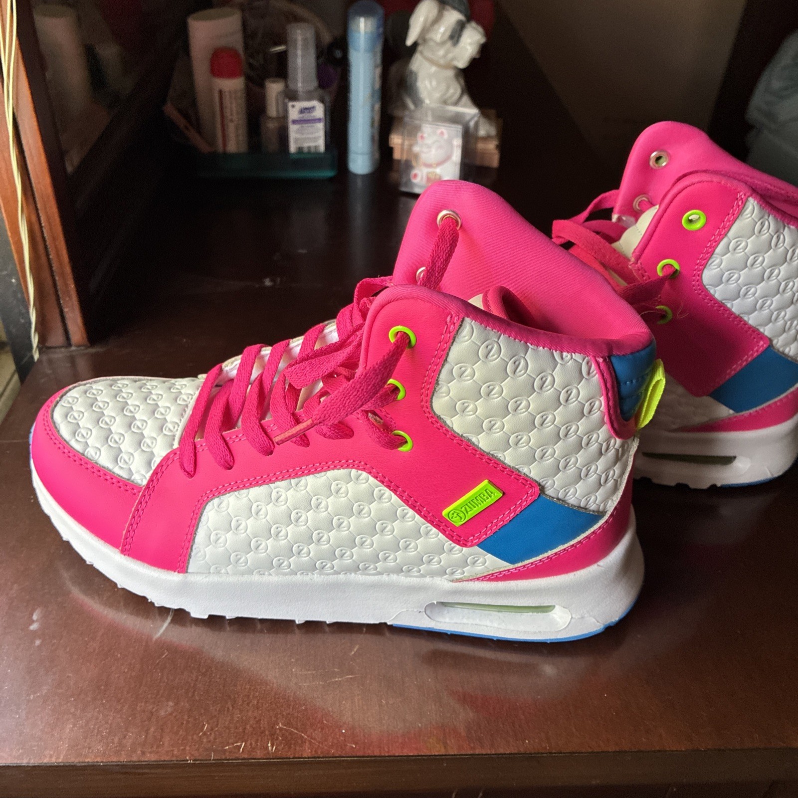 Air Bounce Zumba's Top Line! Max Support