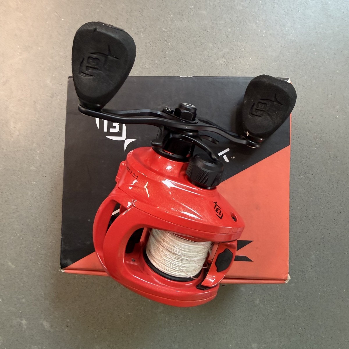 13 Fishing Concept Z Baitcasting Reel Right Hand 7.3:1 CZB