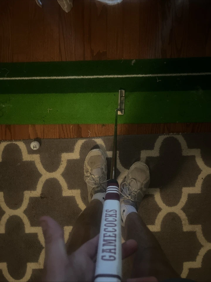 Putter de 2 hojas Ping Anser 35 pulgadas de acero, agarre de golf Gamecock para diestros Foto 4 de 4