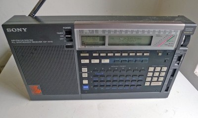 Sony ICF-2010  EXCELLENT condition, works fine, plays loud -  Best Sony Portable
