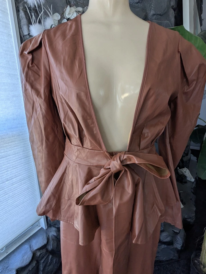 Vtg "10 Hours Of Fashion" Faux Leather Pleather 2 pc Pant Suit 70s 80s Brown M - Image 2 of 4