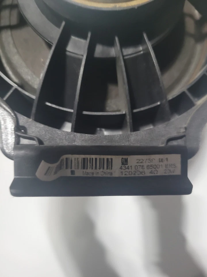 Altavoz de audio para puerta lateral de pasajero o conductor trasero Chevrolet Sonic 12-20 OEM PCS Foto 3 de 3