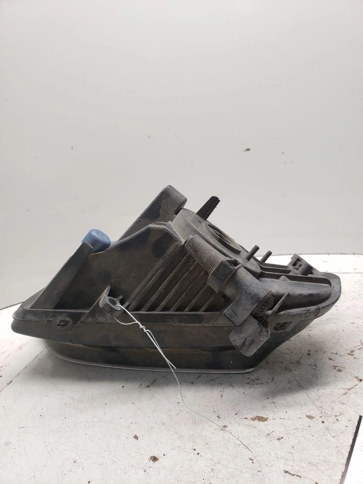 Sedã para direção de neblina com luz de canto/parque para motorista compatível com 13-16 Audi A4 1277128 - Imagem 2 de 4