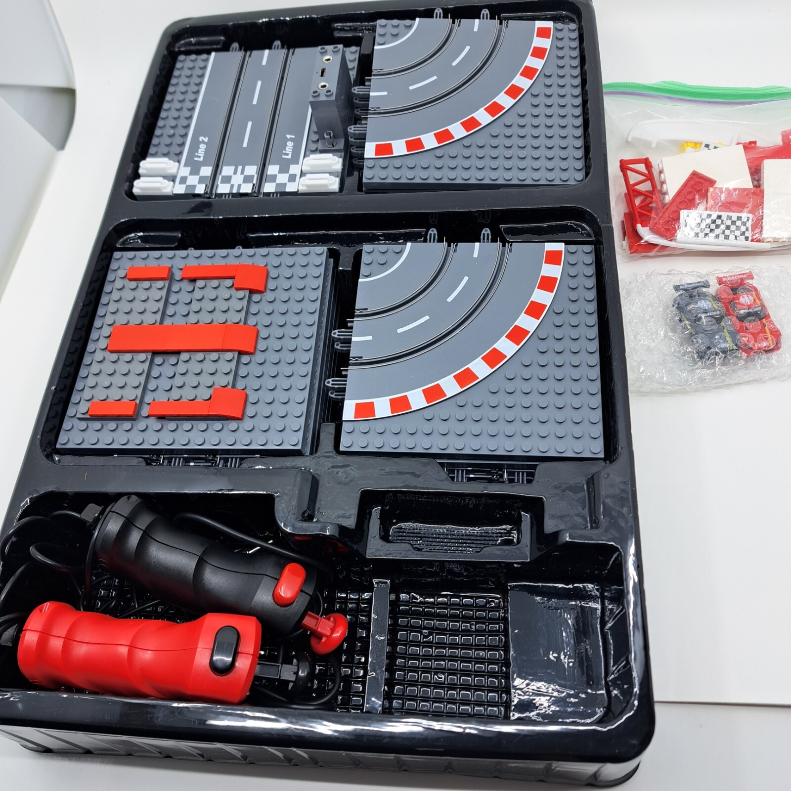 Micro Slot Racing Set w/187 Scale Sports Cars x 2 & Garage Playset eBay