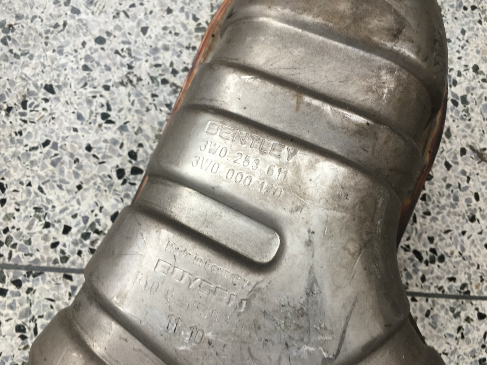 04-10 Bentley Continental GT GTC OEM Factory Mufflers Left & Right 
