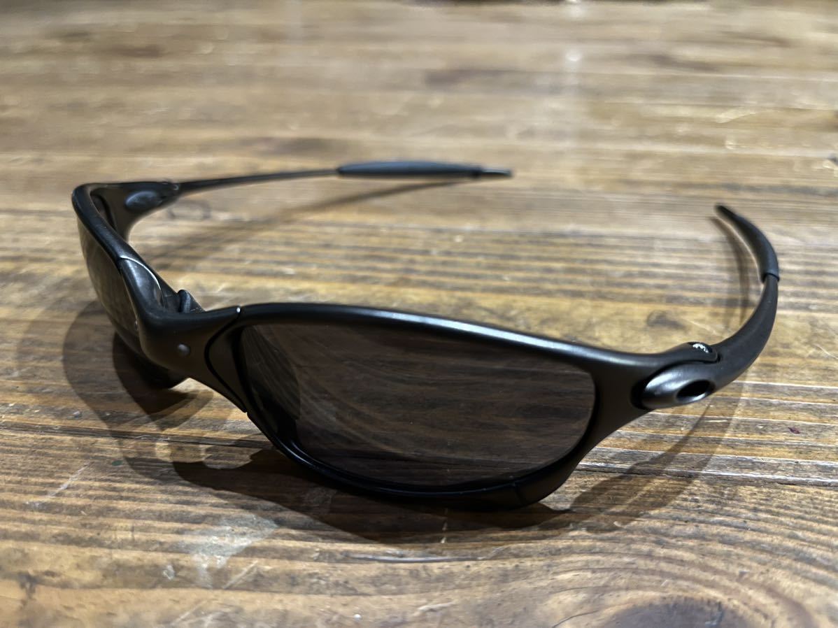 OAKLEY x metal Juliet carbon w/black iridium sunglasses OAKLEY x metal Juliet carbon w/black iridium sunglasses