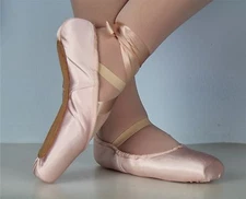 Ellis Bella Satin ballet pointe shoes -- Demi pointe shoes