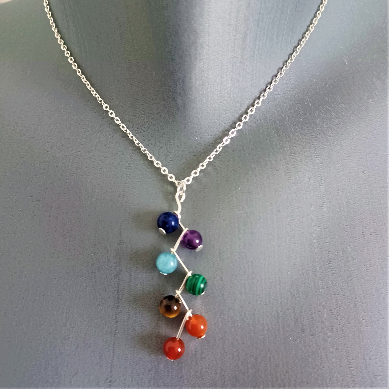 Collier 7 chakras perles naturelles idée cadeau bien-être pour femme