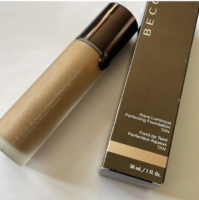 BECCA Aqua Luminous Perfecting Foundation 30 ml - Tan - Neu in OVP