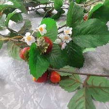 Artificial Strawberry Flower Plant Vine Strawberry White Flowers Garland 6ft