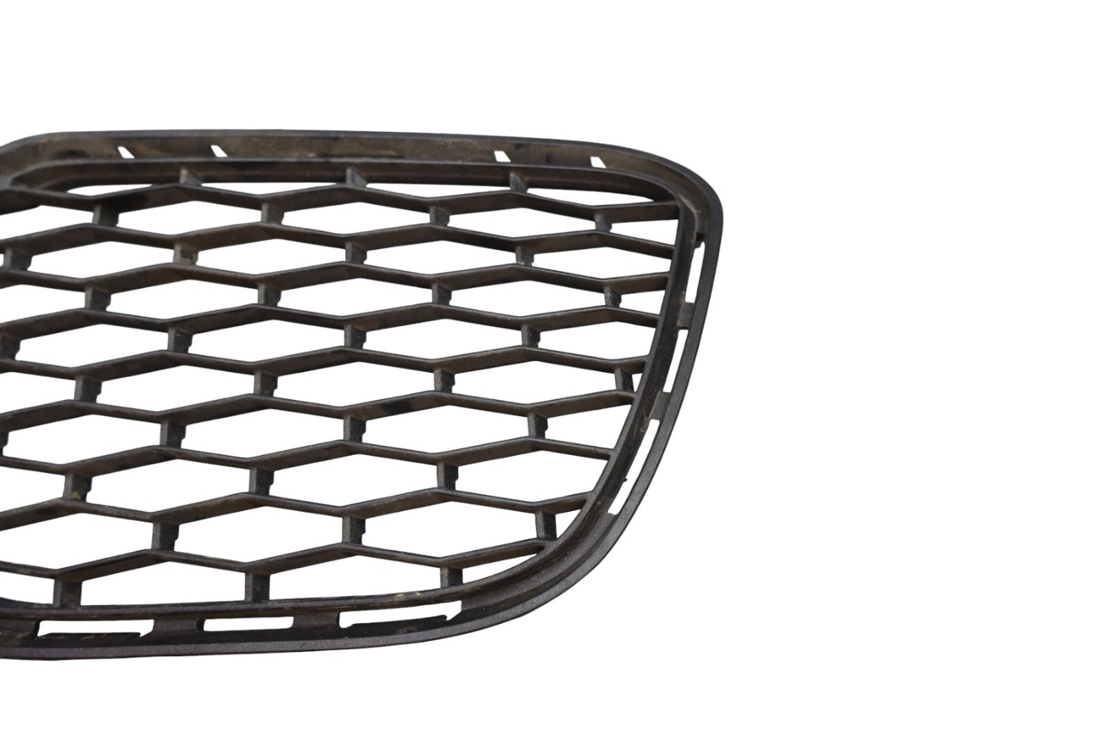 14-20 Maserati Ghibli Front Right Side Bumper Grille Bezel Molding Cover Oem