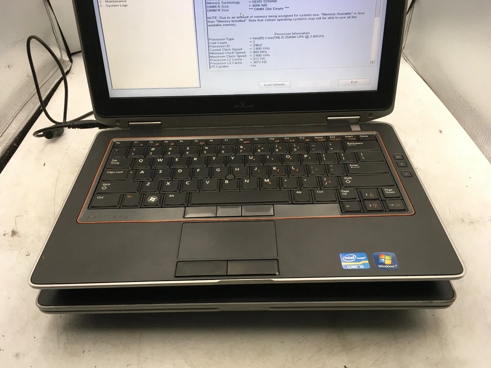 DELL LATITUDE E6320 - LOT OF 2 - BOOTS TO BIOS - INTEL I5 2ND GEN - READ DESC-BB - Image 3 of 4