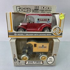 ERTL CASE 1913 Ford Model T Delivery  1905 Delivery Car 1:25 Diecast Bank Set