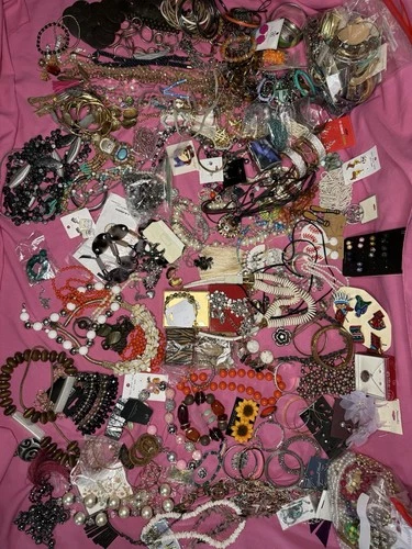 17lb Resell Costume Jewelry Swarovski,Monet Crystal Giles & Brother Bracelet LOT