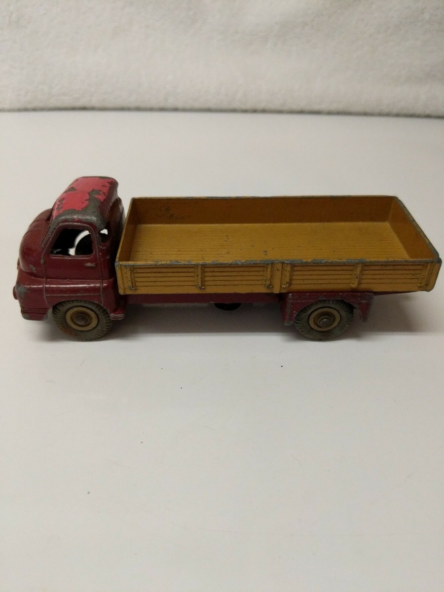 Dinky Toys Big Bedford Truck #522 Red Made In United Kingdom