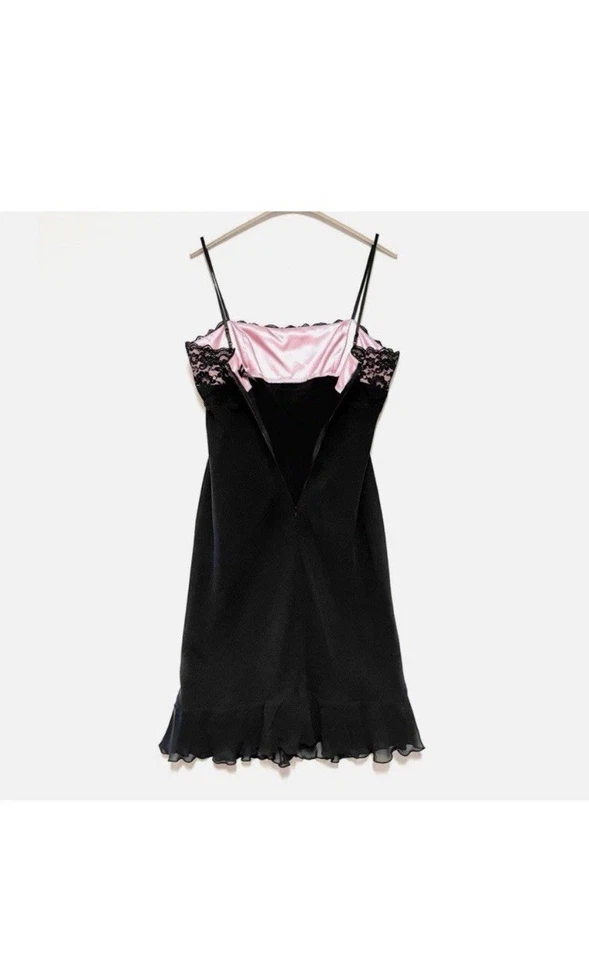 Mini vestido de coquetel gótico Y2K Bratz Express 100% seda renda preta e rosa - Imagem 4 de 4