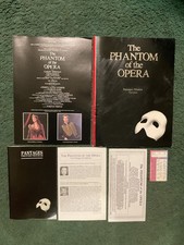 memorabilia - The Phantom of the Opera Pantages Theatre in Toronto 1996  6 items