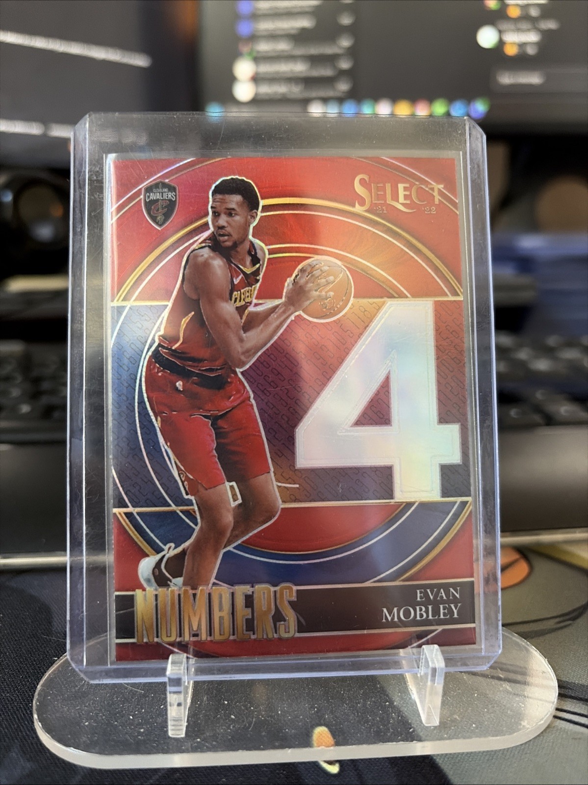 2021-22 Panini Select - Select Numbers Evan Mobley #32 Red Prizm (RC)
