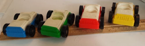 Lot of 4 vintage  Fisher Price Little People Cars (R Y B & G) (Lot 4)
