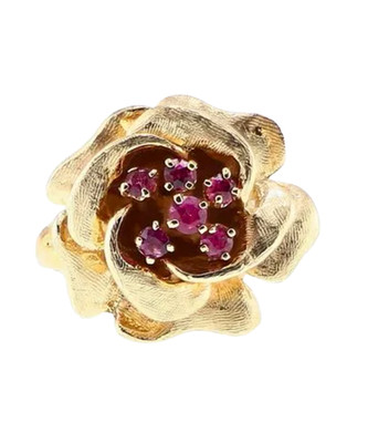 Ring 10 Karat Gelbgold 0,15 kt Rubin Rose Floral