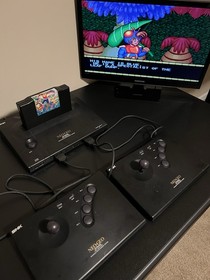 Neo Geo AES Console Low Serial Number  #19354 - 2x Old Style Sticks + 2 Games