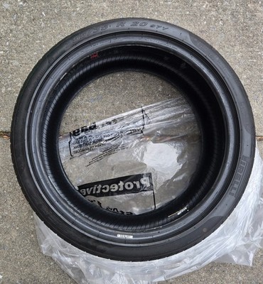 255/35R20 Pirelli P Zero AO - 97Y No Repairs - 10/32 - Excellent Condition