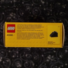 LEGO Seasonal: Halloween Bat 40090 New Sealed Retired Exclusive