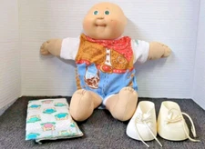 VINTAGE 1982 14IN CABBAGE PATCH DOLL WITH SHOES, DIAPER & JUMPER A29