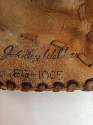 Vintage Baseball Glove Johnny Walker Cowhide Toys Sports Memorabilia Whiskey