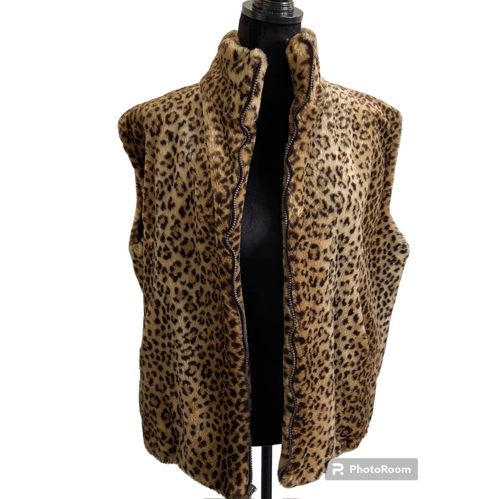Bloomingdale's Animal Print Vest Faux Fur Womens M Gem