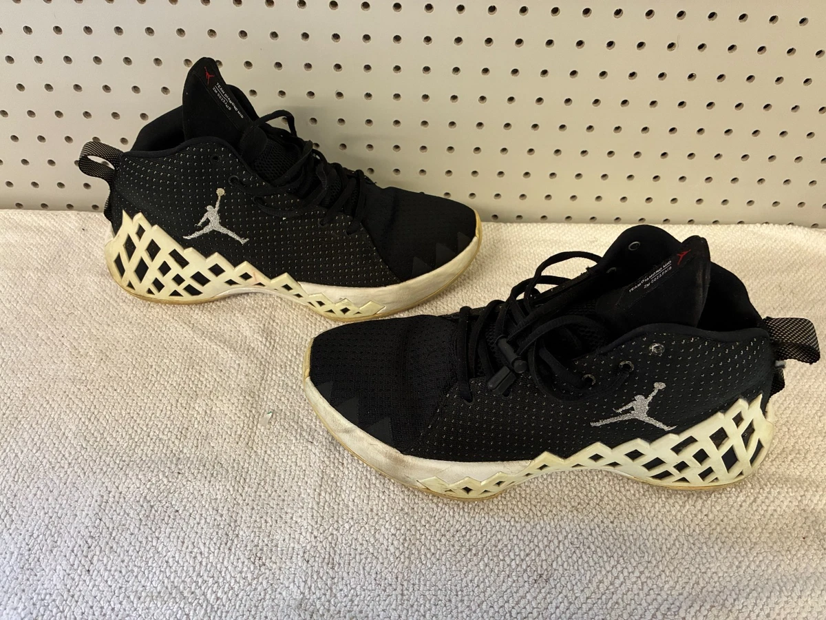 Preços baixos em Jordan Jumpman Diamond Mid Black 2019 | eBay