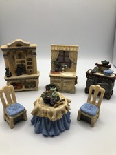 AVON VICTORIAN MEMORIES MINIATURE FURNITURE COLLECTIBLES KITCHEN IN BOX