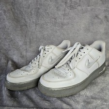 Nike Air Force 1 Jewel Herren UK 8 Grau Wolf Grau Leder Turnschuhe HM0621-001