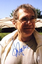 ACTOR Sydney Pollack autograph, IP signed photo