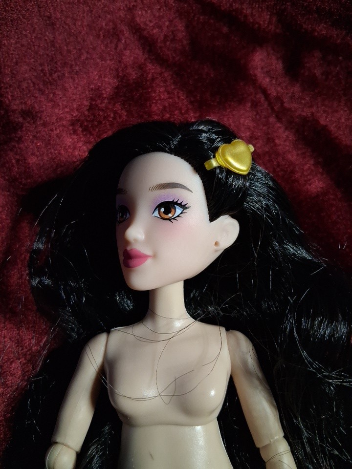 LUV Premium Fashion Doll - Brooke,  T-18 thumbnail 3