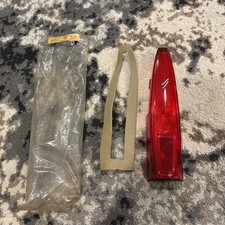 Amc Rambler Wagon 66 1966 Nos Oem Tail Light Lamp Lens 3206731 Amc Rambler Wagon 66 1966 Nos Oem Tail Light Lamp Lens 3206731
