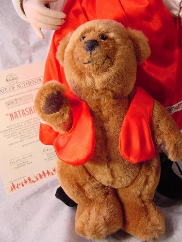 Porcelain Ashton Drake Russian Girl Natasha Doll with Teddy Bear - Picture 3 of 3