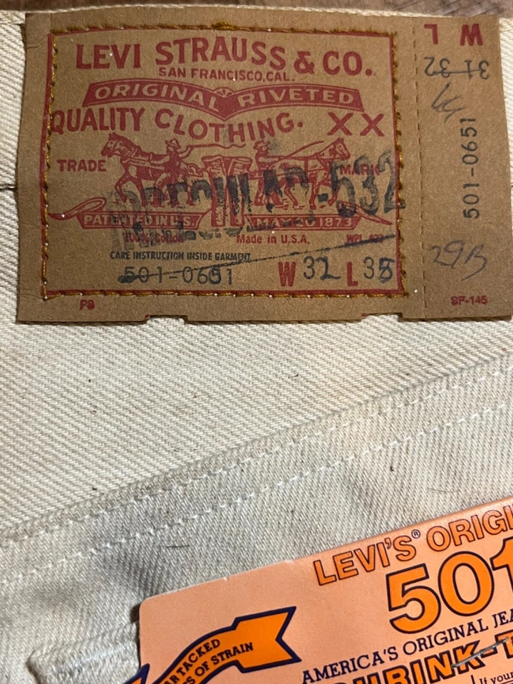 New~NWT~Vintage 1984 Mens Levis Original 501 Jeans White IRREGULAR 32X38 - Image 3 of 4
