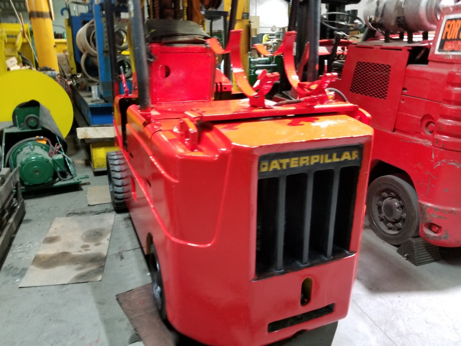 Cat 9000 Lb Forklift eBay