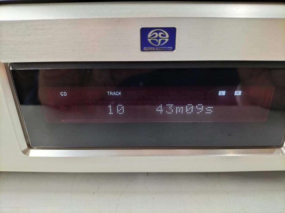Denon DCD-1650AE CD Player - High-Performance Audio Playback Denon DCD-1650AE CD Player - High-Performance Audio Playback