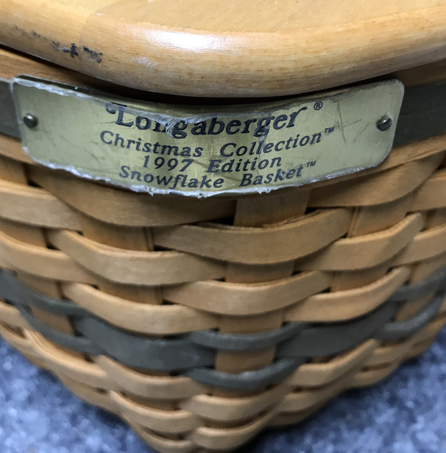 LONGABERGER 1997 Christmas Snowflake Basket-2 Protectors, Liner, Lid & Tie-On