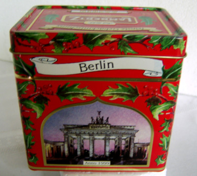 Lambertz Aachen German Cookie Tin W/ Music Box Frosty the Snowman Christmas