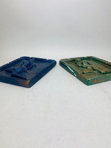 Midcentury Pinup Chalkware Ashtray / Wallhanger Nude set of 2. 1950's RARE! - Picture 10 of 11