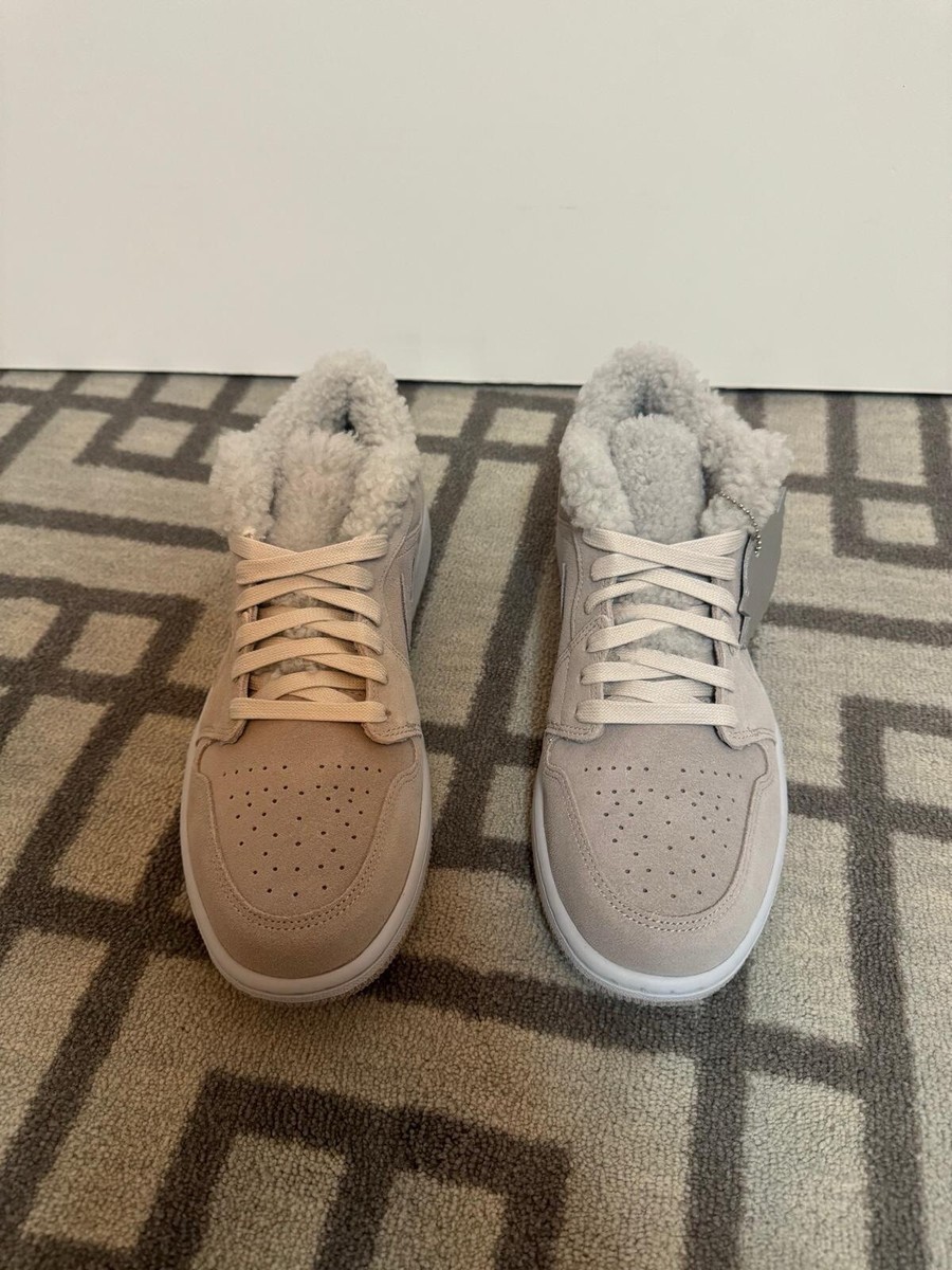Size 6 - Air Jordan 1 SE Low Sherpa Fleece W. New with box  display picture 1
