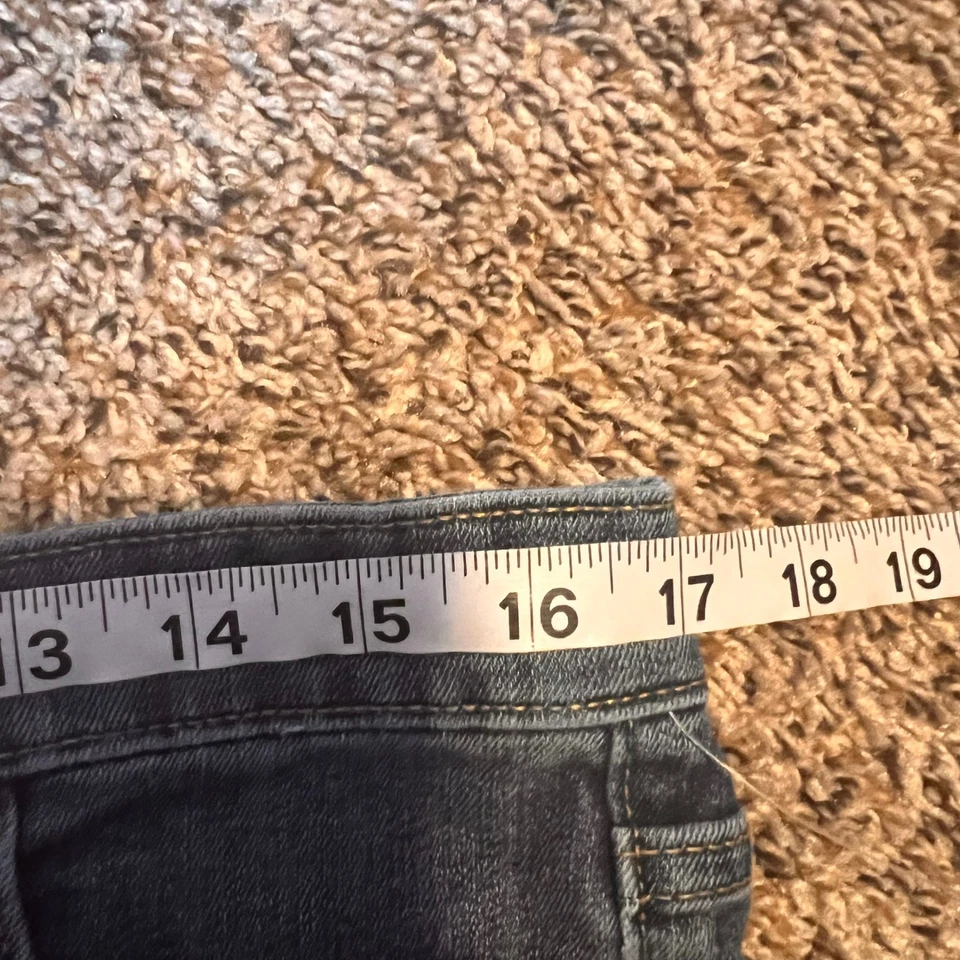 Pantalones de mezclilla Gap para mujer talla 10 30R tiro medio pierna recta lavado oscuro informales todos los días Foto 3 de 4