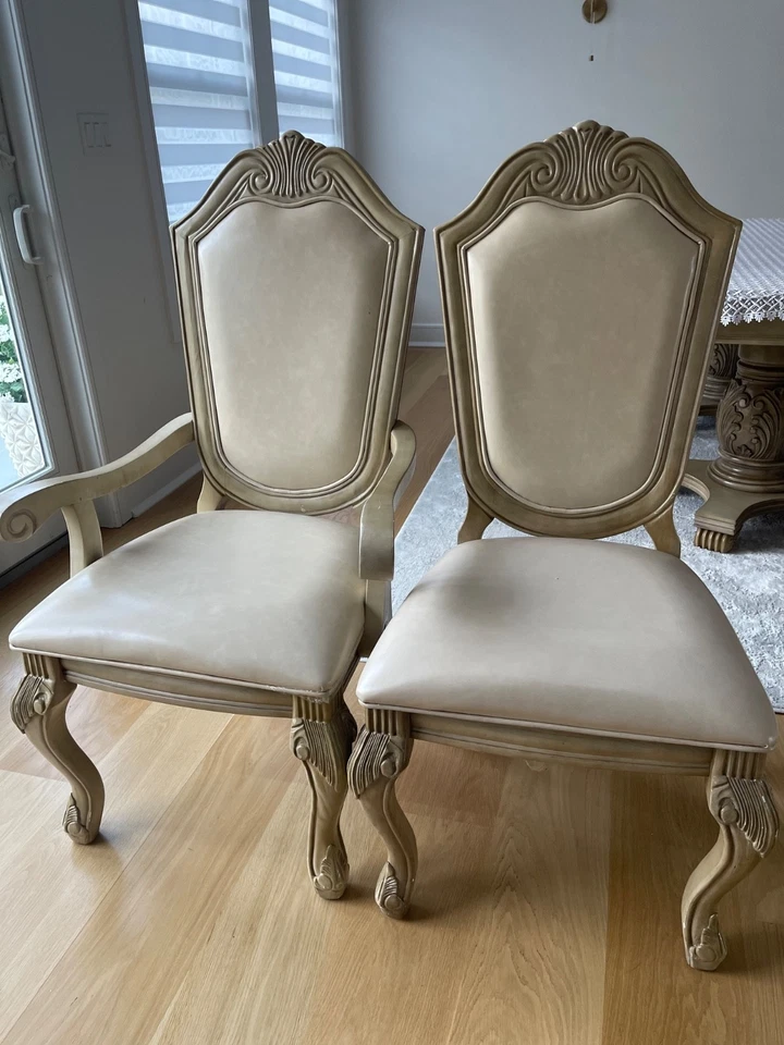 Juego de comedor de siete piezas madera maciza ligeramente usada muy pesada, sin mascotas humo fr Foto 4 de 4